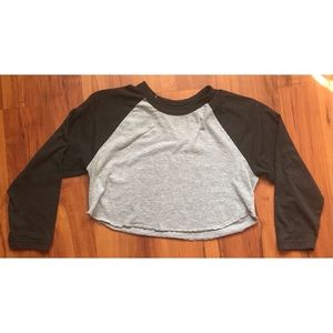 american apparel grey cropped raglan sleeve small